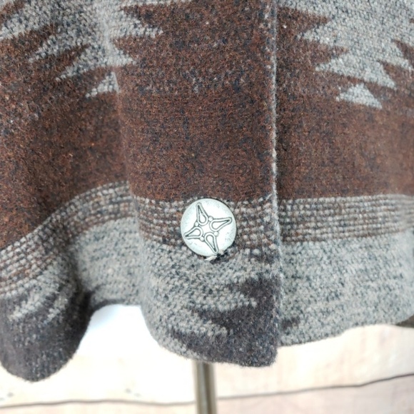 David Paul New York Aztec Print Jacket - Picture 3 of 7